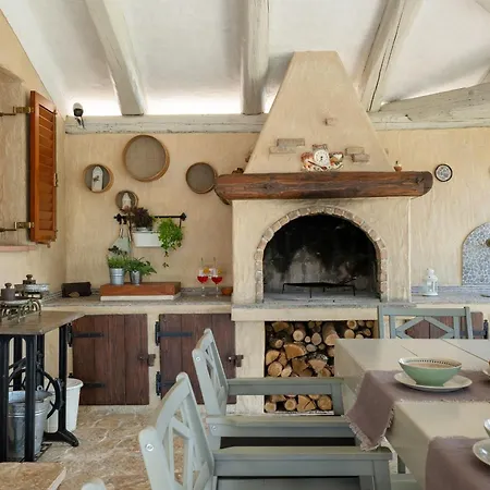Villa Vally *