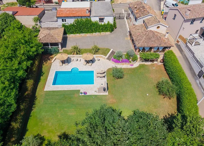 Villa Vally